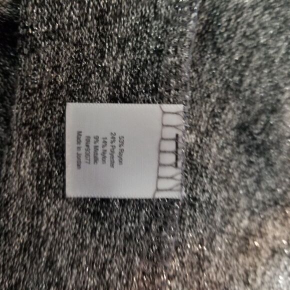 a.n.a. Metallic Assymetrical Top. Size S. - Picture 4 of 5